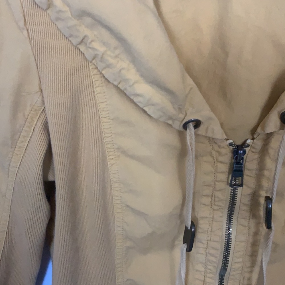 Light jacket - Picture 2 of 6